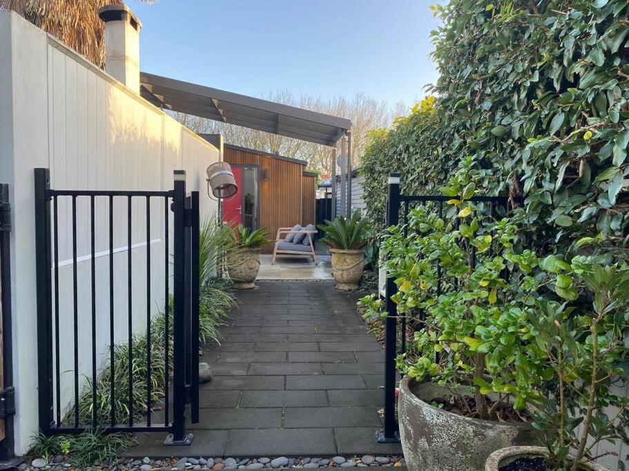 Hidden Sanctuary In Grey Lynn *
