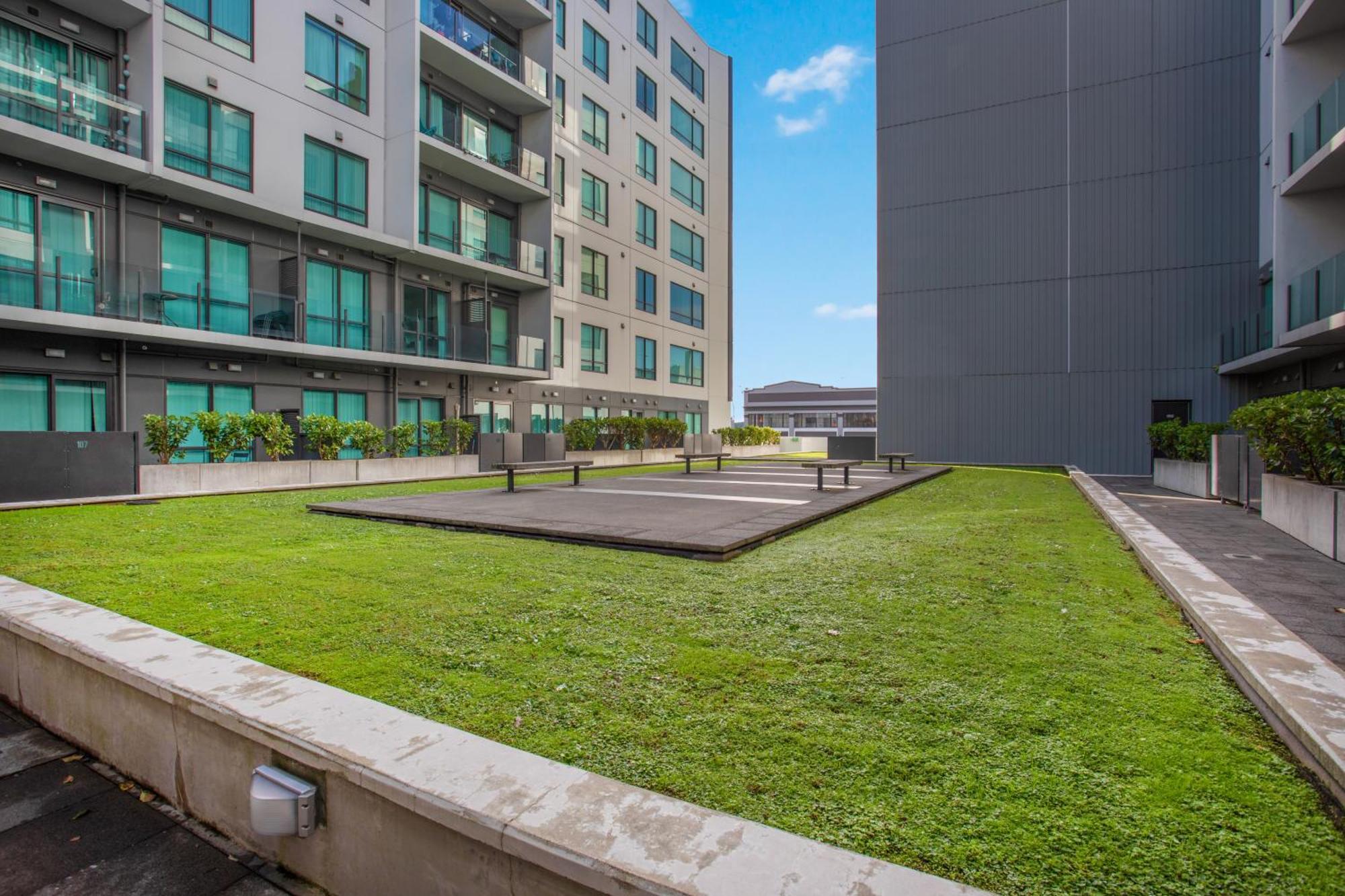 Apartment Quayside Quarters Close To Spark Arena