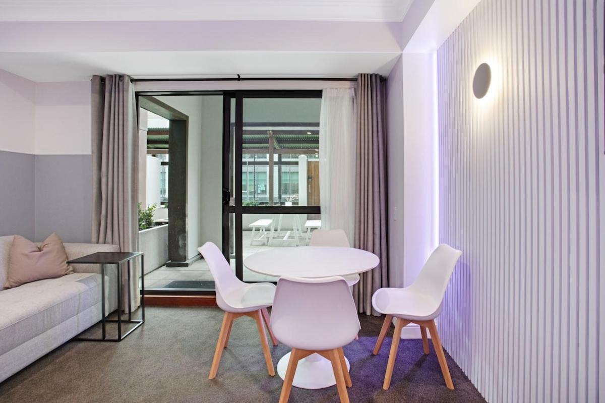 Cozy Retreat In The * Auckland