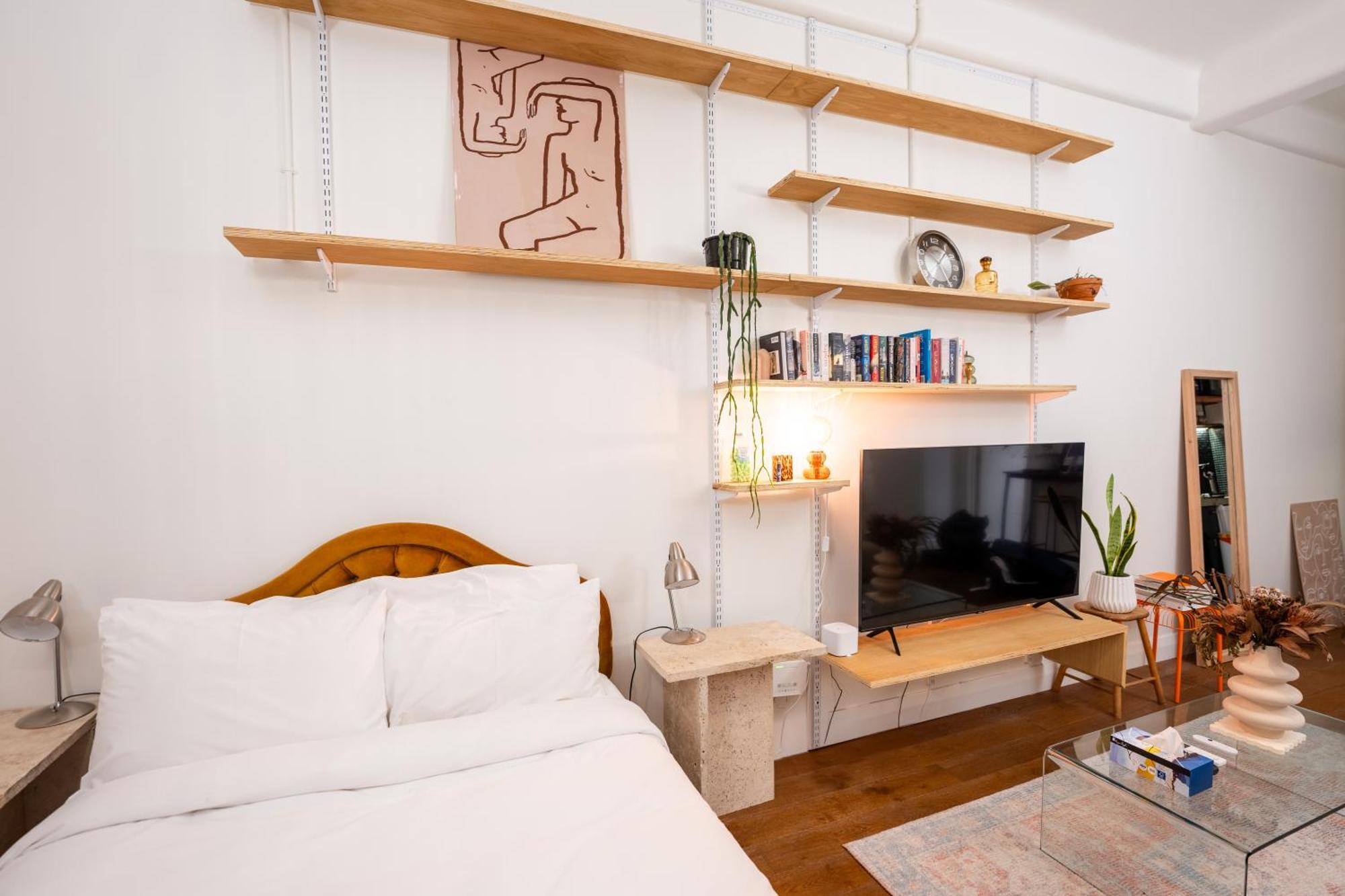 Apartment Heart Of The *