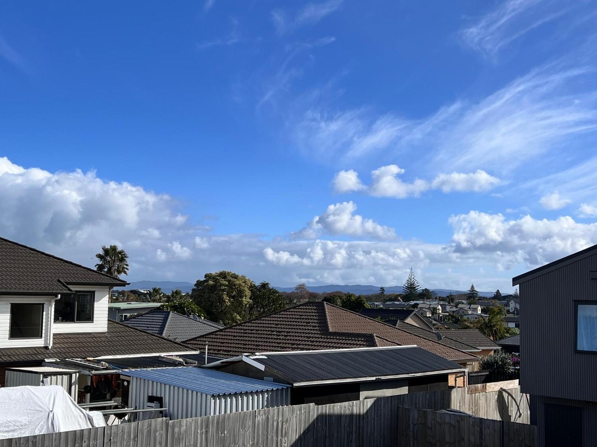 Modern Mangere Town House Holiday home Auckland