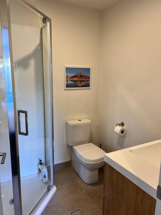 Holiday home Modern Mangere Town House
