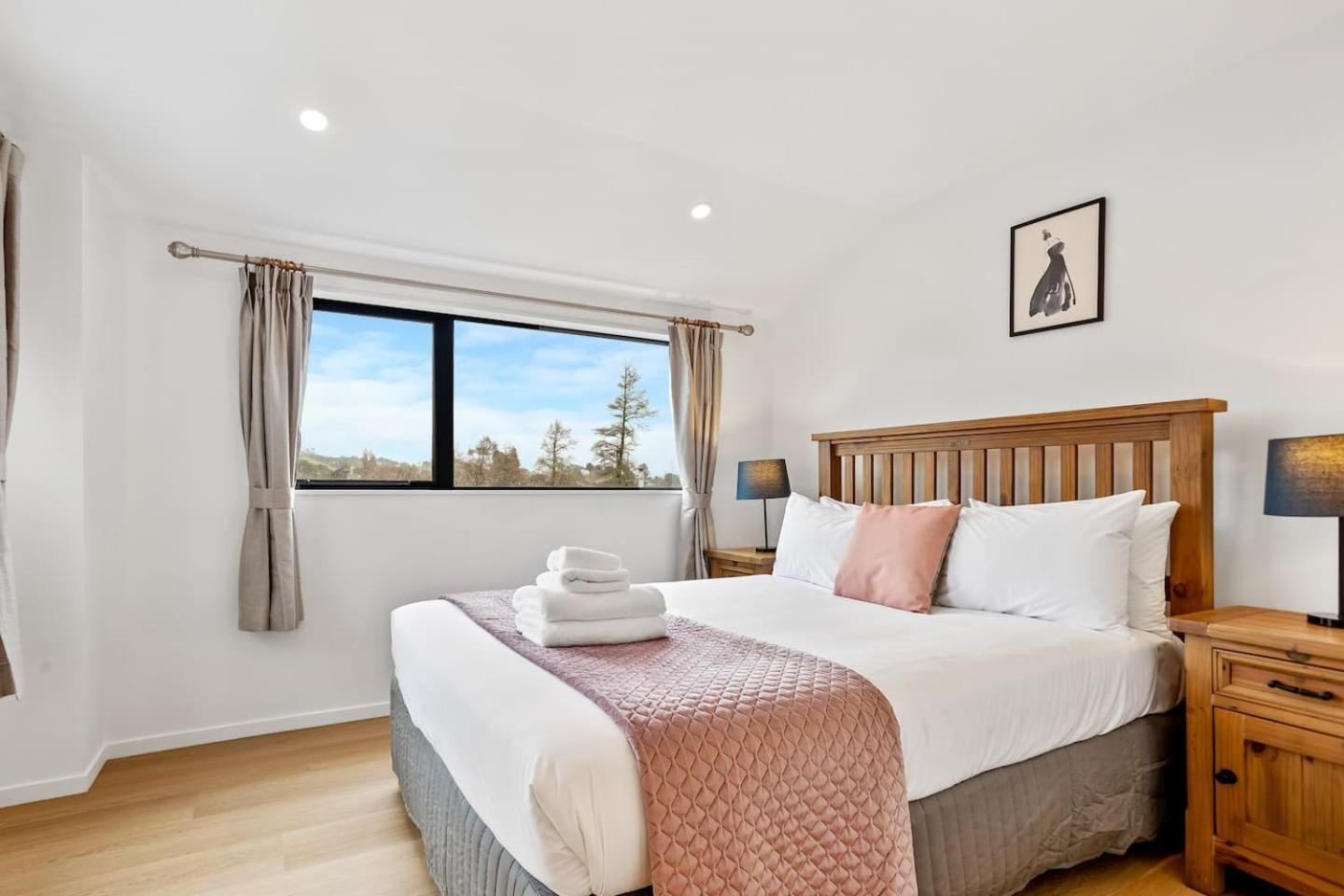 Ventura Delight Townhouse With Parking And Patio