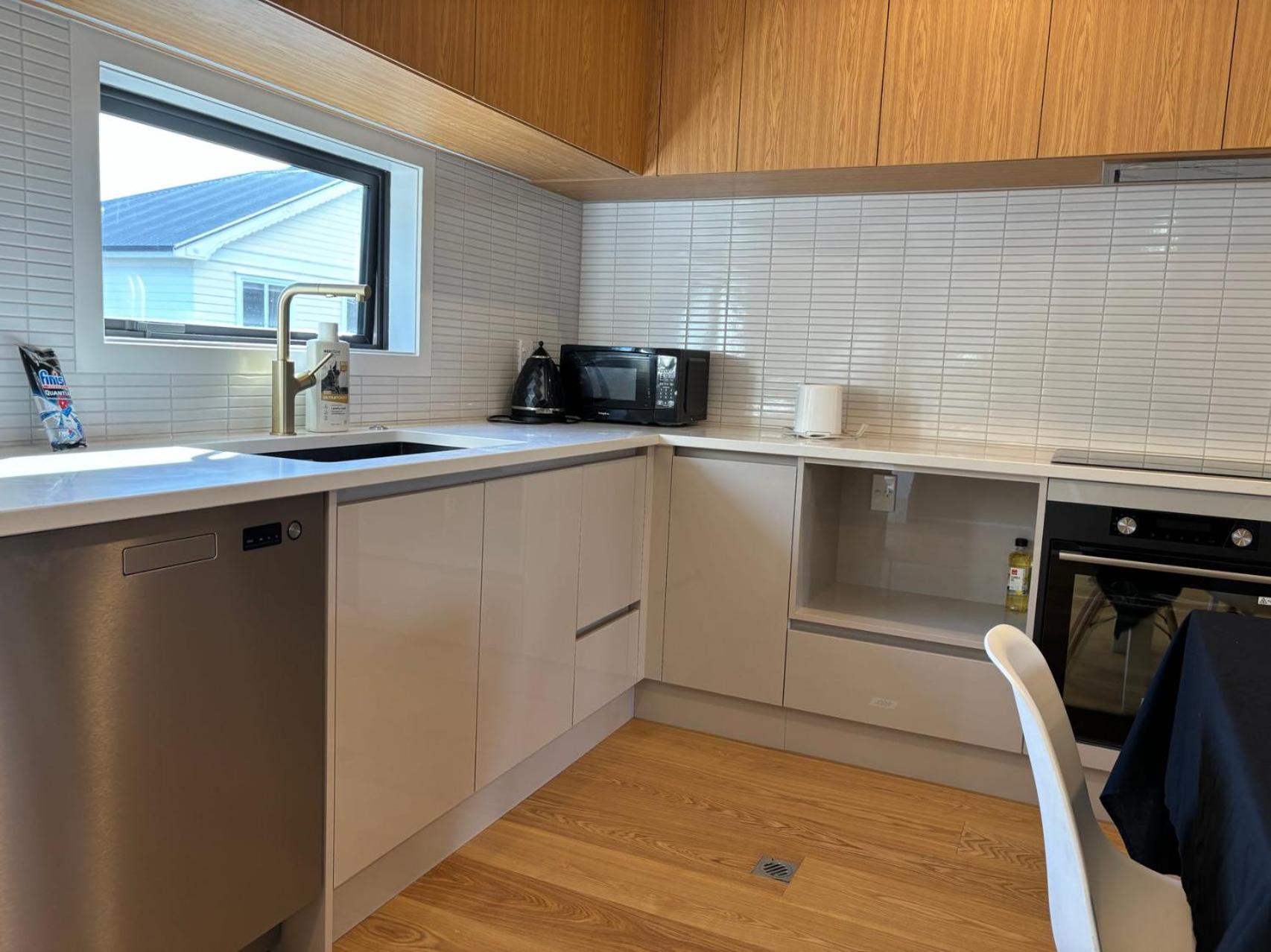 Epsom Tidy House 8