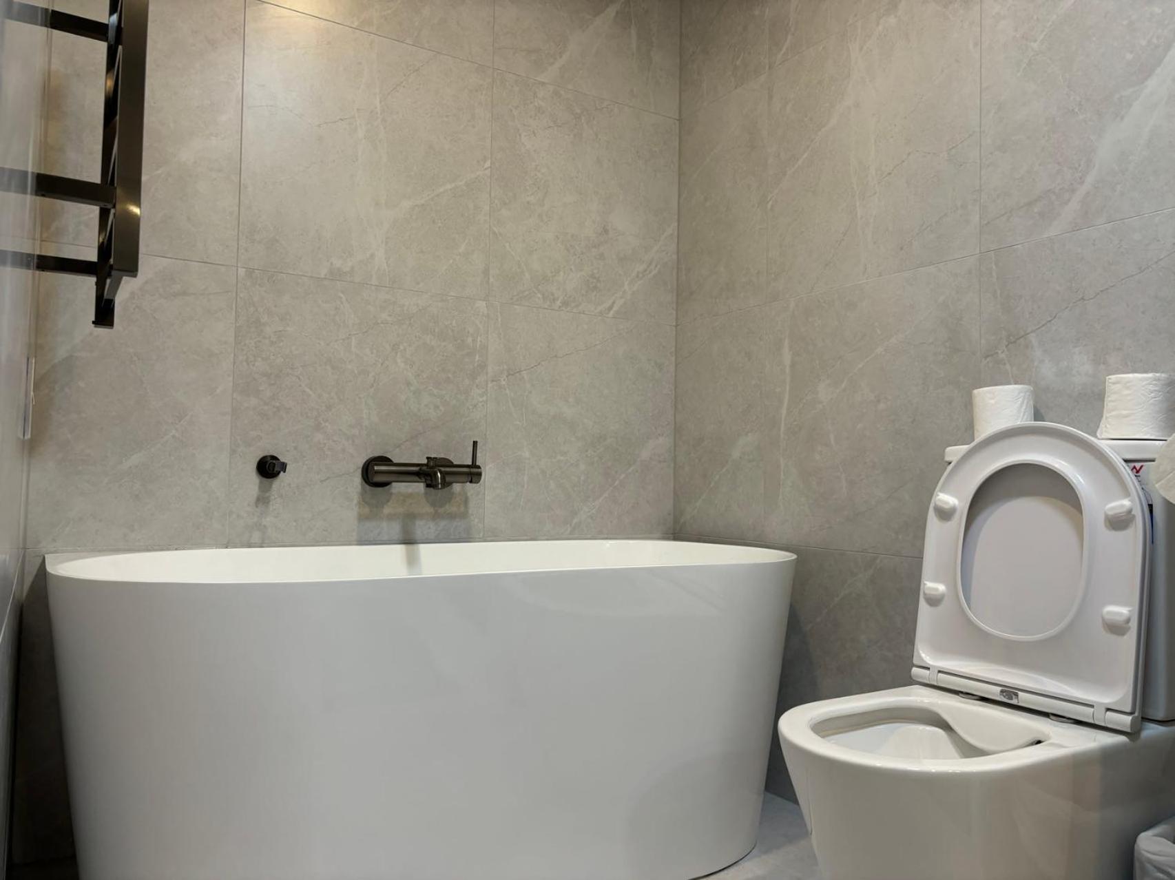 Epsom Tidy House 8