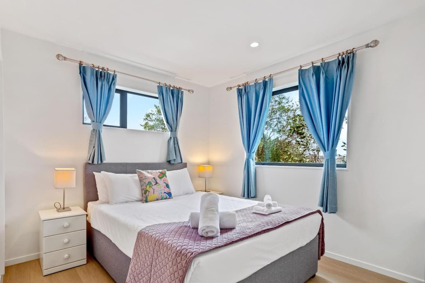Holiday home Ventura Haven Townhouse With Parking And Patio *