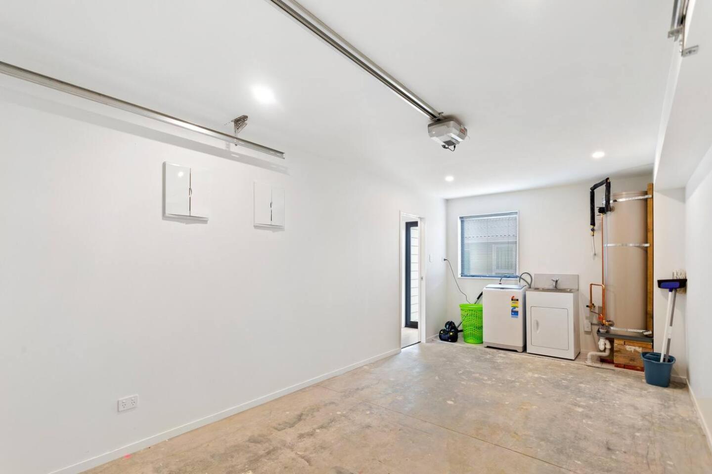 Ventura Retreat Townhouse With Parking And Patio *