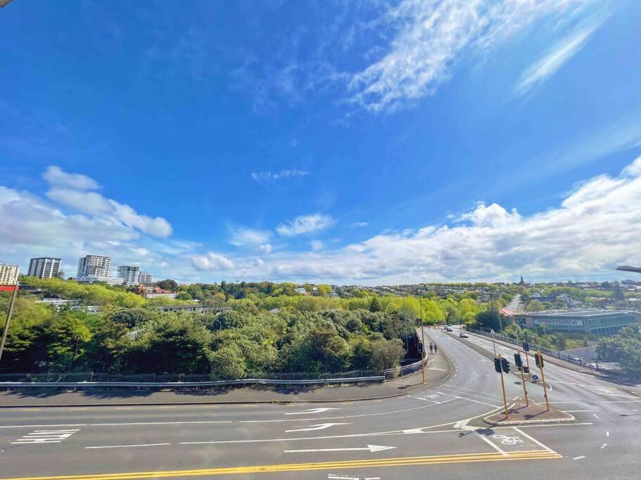 Stunning View 1-bedroom In Centre
