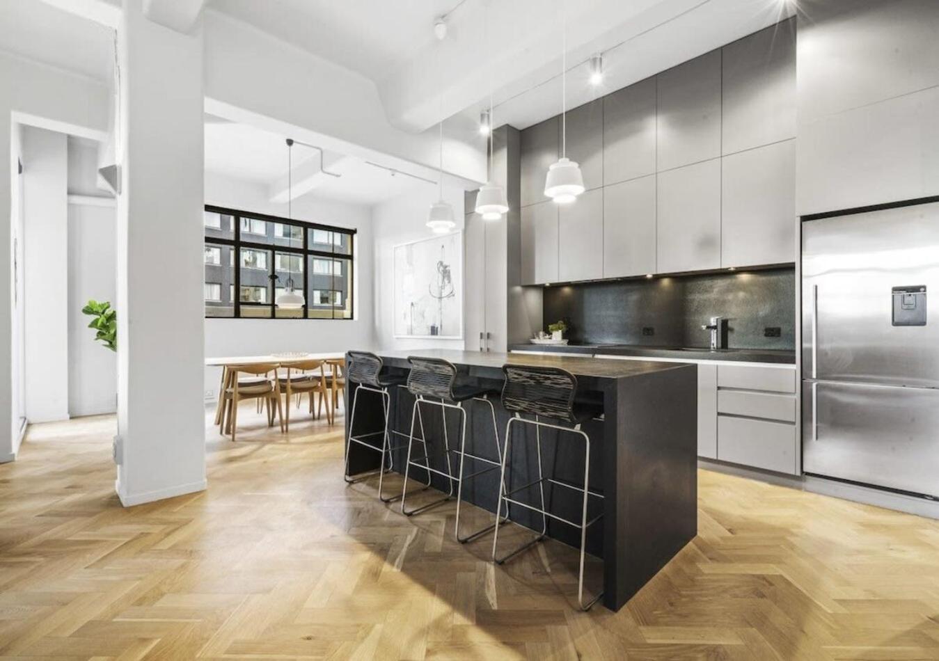 Apartment The Queens Retreat - Penthouse On Queen Street *
