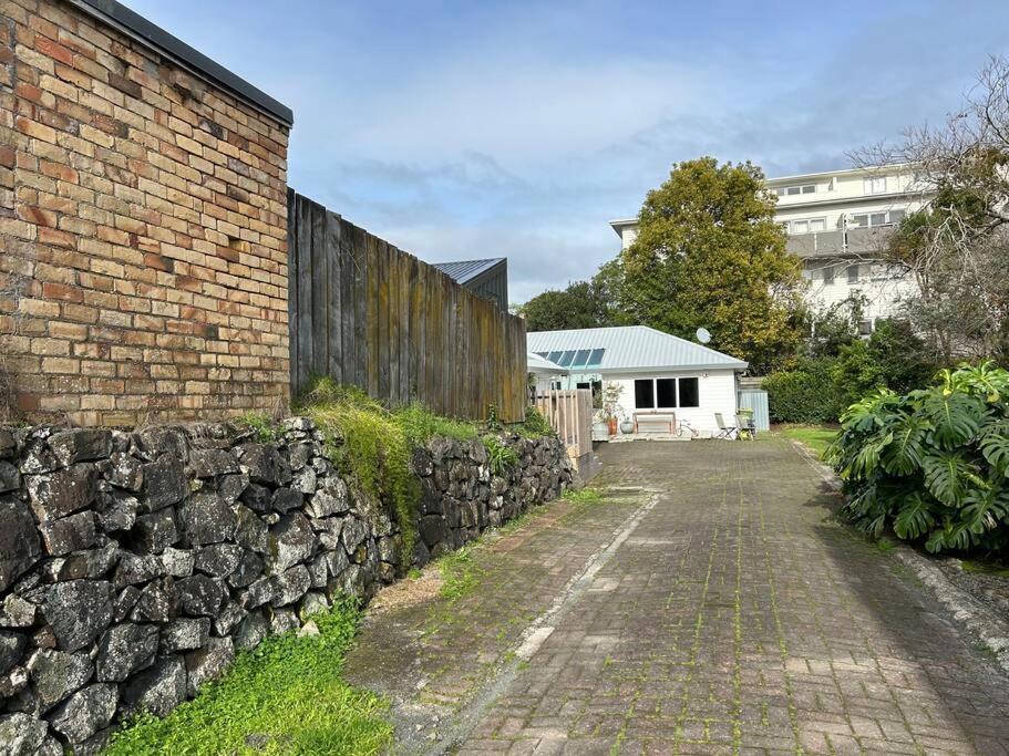 Morningside Retreat By Eden Park Auckland