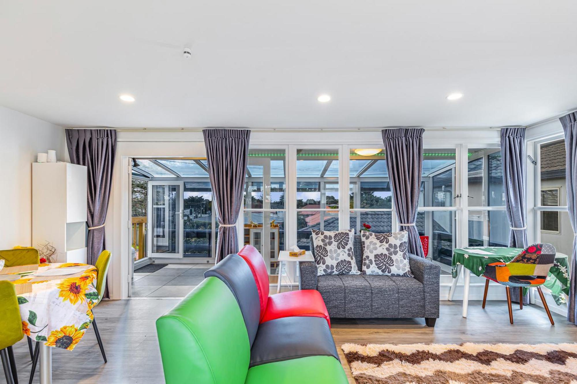 Holiday home Freshly Renovated 3br Ellerslie Auckland