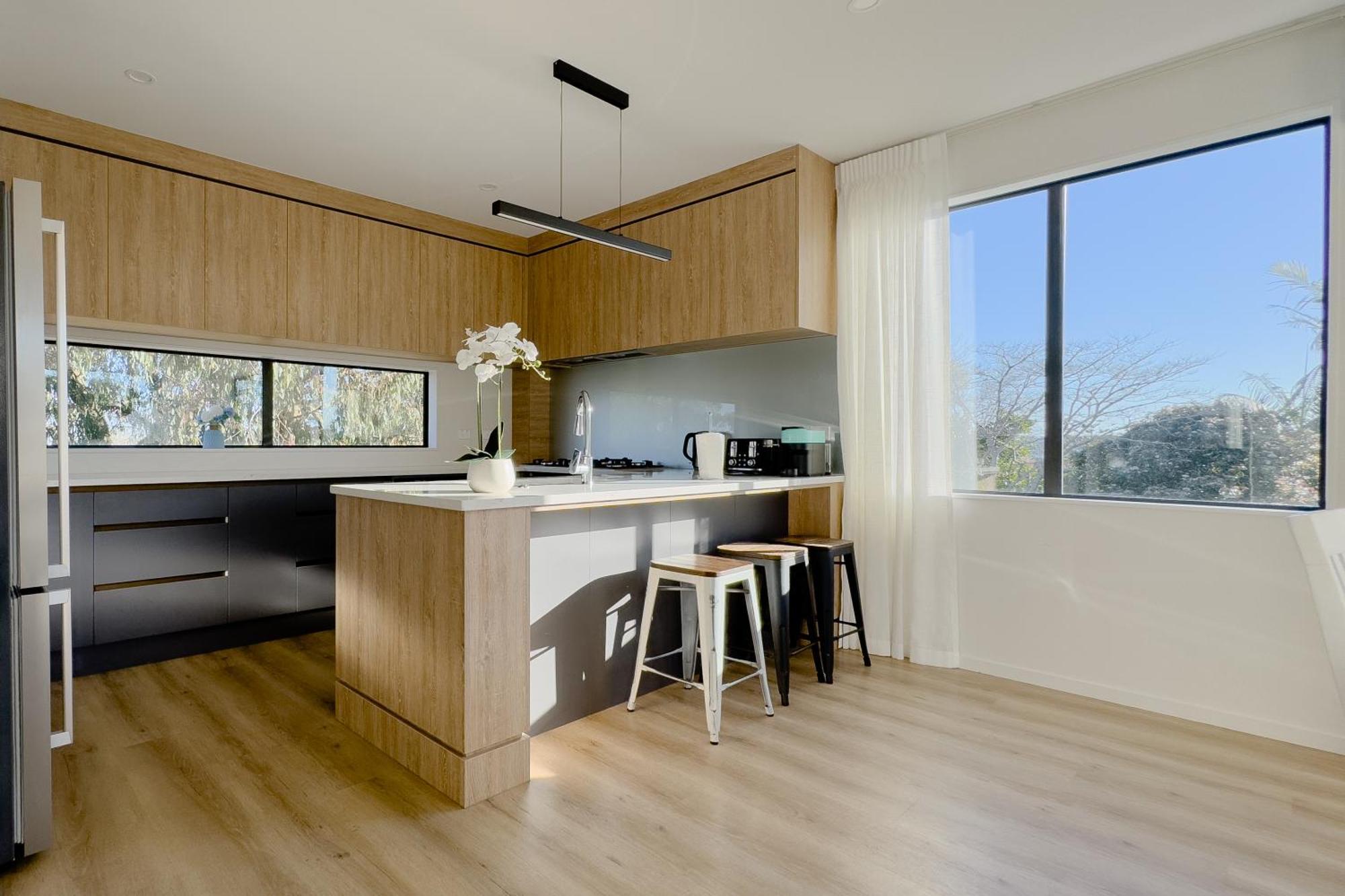 Stunning Three Bedroom Unit In Forrest Hill * Auckland