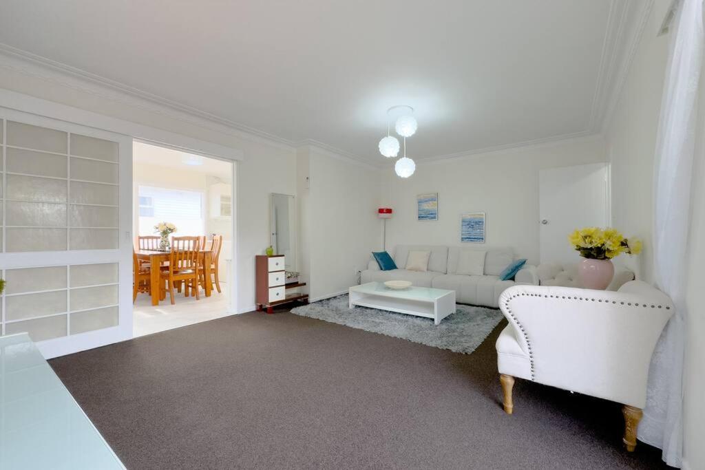 Holiday home Exquisite Four-bedroom In Forrest Hill Auckland