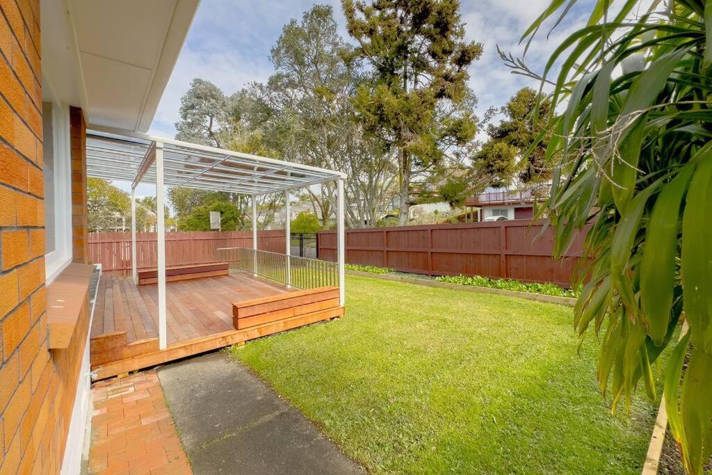 Exquisite Four-bedroom In Forrest Hill * Auckland