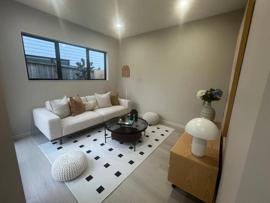Villa Parkside Living House Auckland