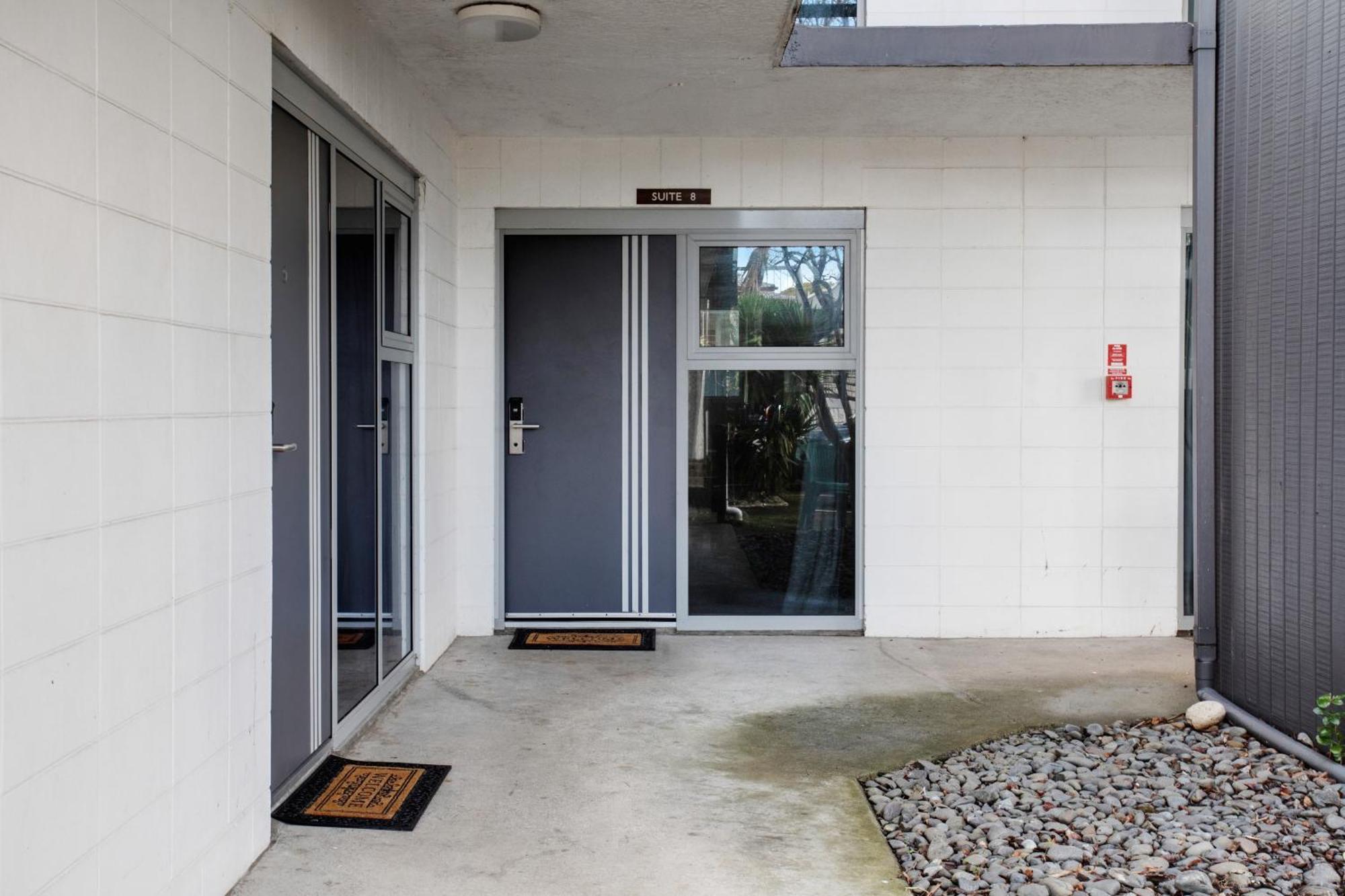 Ellerslie Palms Motel 3*
