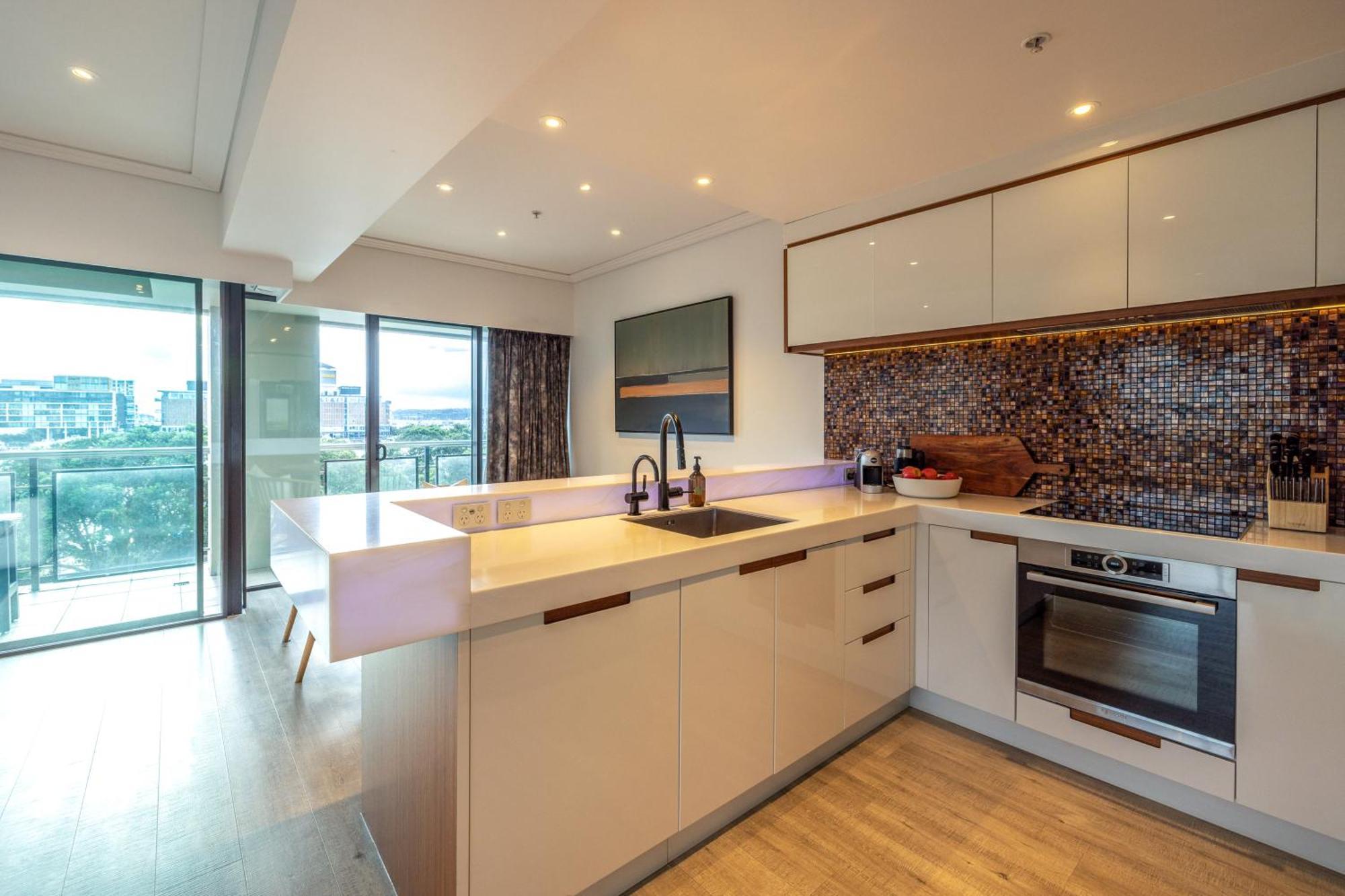 The Quays - Viaduct Apartment *