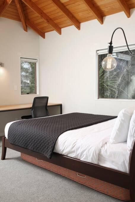 Spacious Family Escape * Auckland