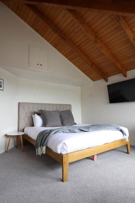 Spacious Family Escape Auckland