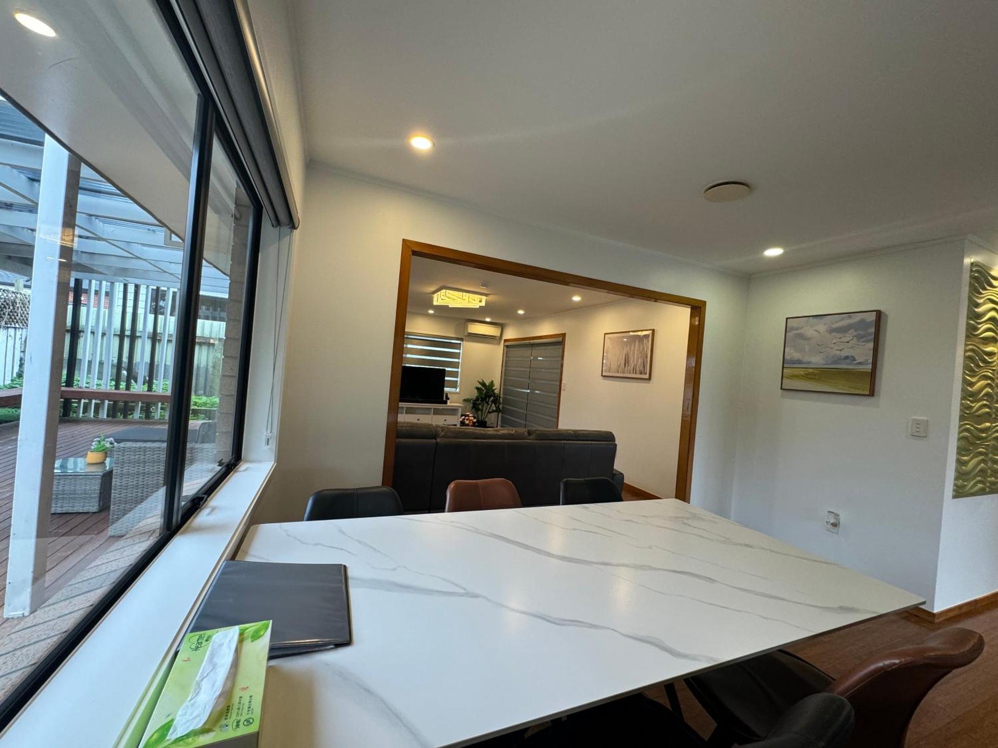 Apartment Sweet 9km To Airport Near New