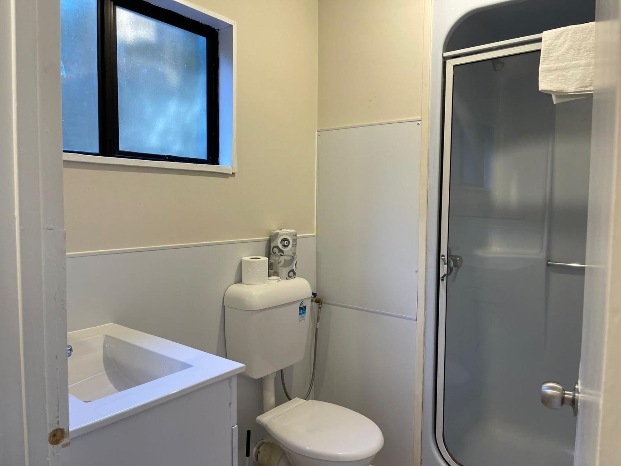 Motel Rayland Epsom 2*