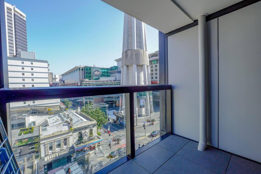 2-bs Adjacent To Sky Tower *