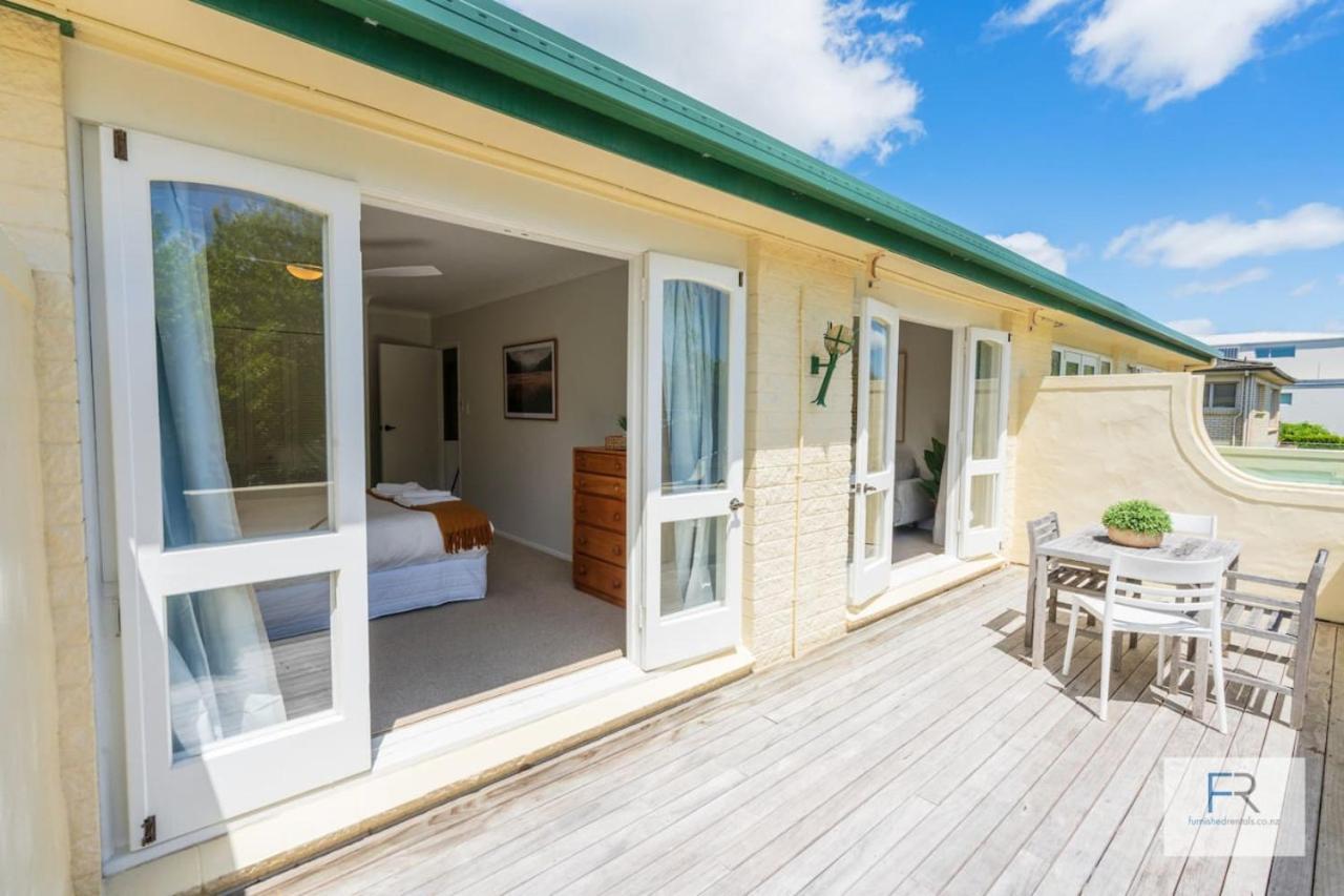 Spanish Charm - Stylish 3br Steps From The Holiday home