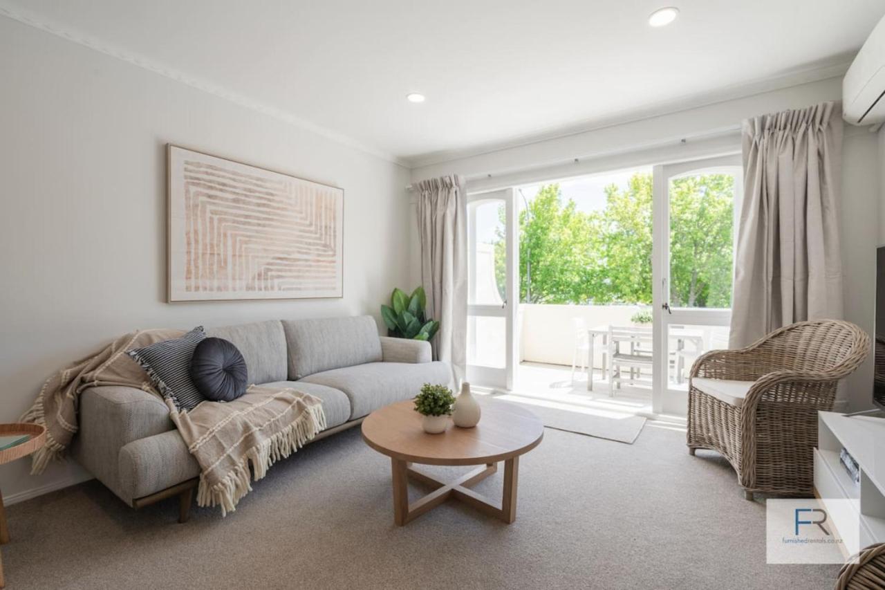 Spanish Charm - Stylish 3br Steps From The *