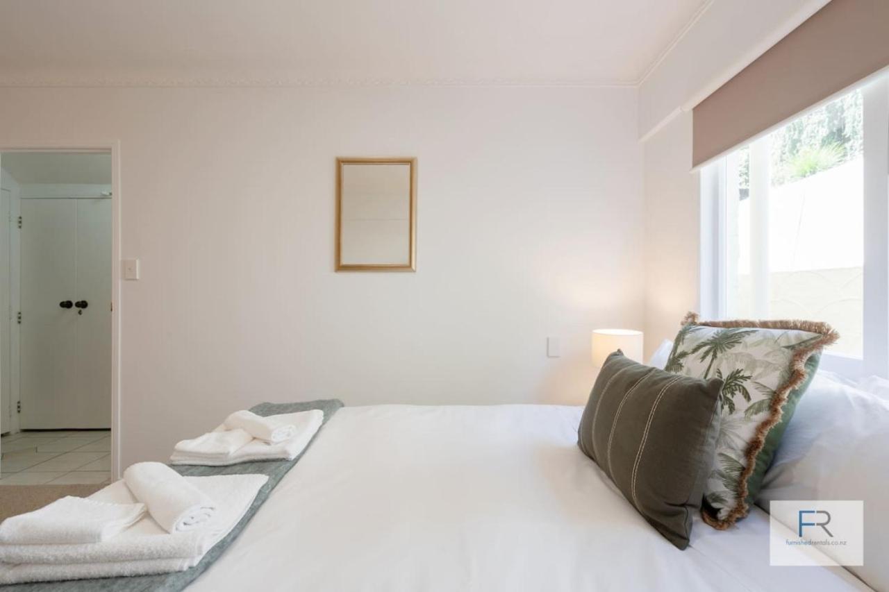 Holiday home Spanish Charm - Stylish 3br Steps From The *