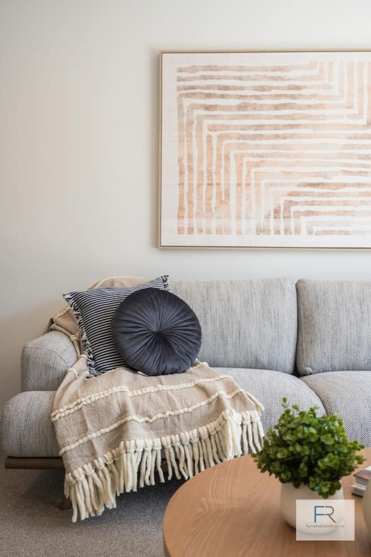 Spanish Charm - Stylish 3br Steps From The Holiday home