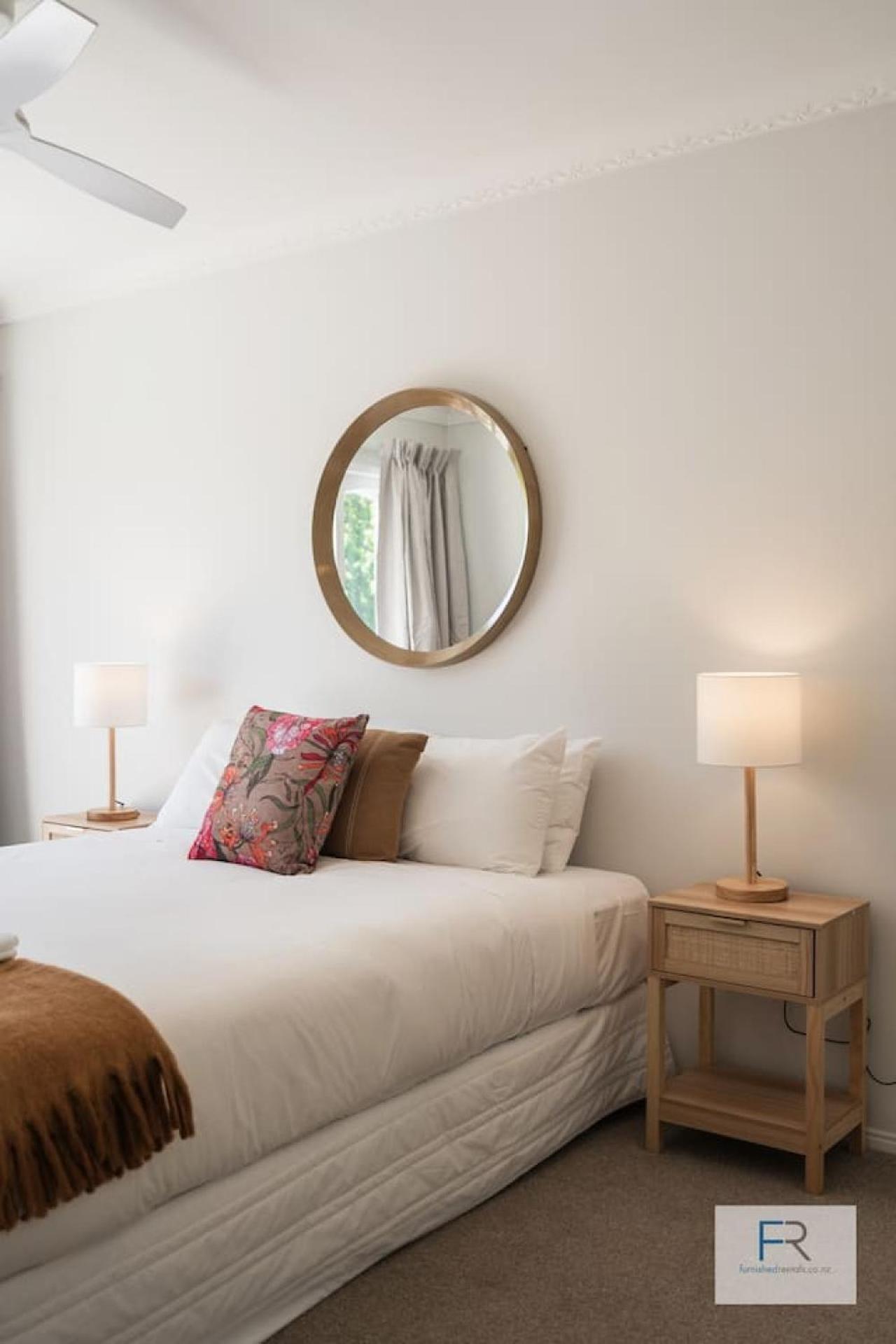 Holiday home Spanish Charm - Stylish 3br Steps From The *