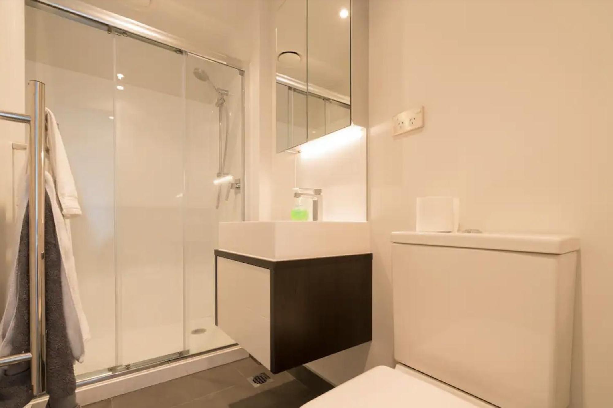 Apartment Stunning 3 Bedroom Penthouse Apt In Cbd Auckland