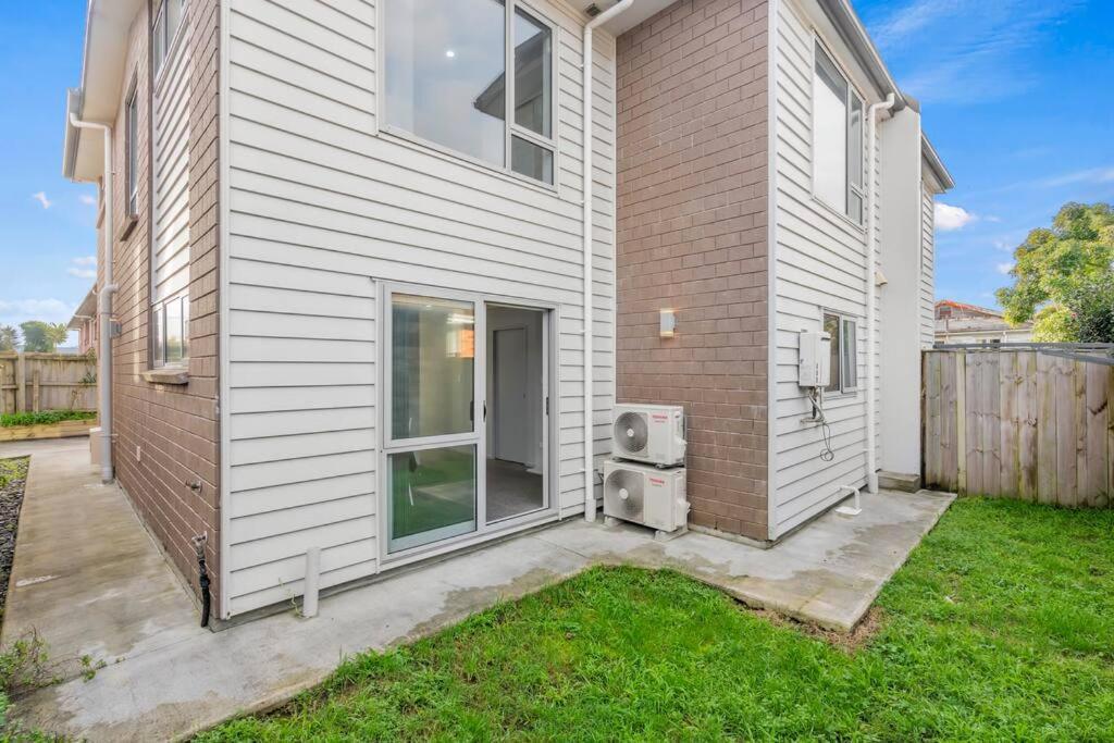 Apartamento Airport & At Your Doorstep! The Charm *
