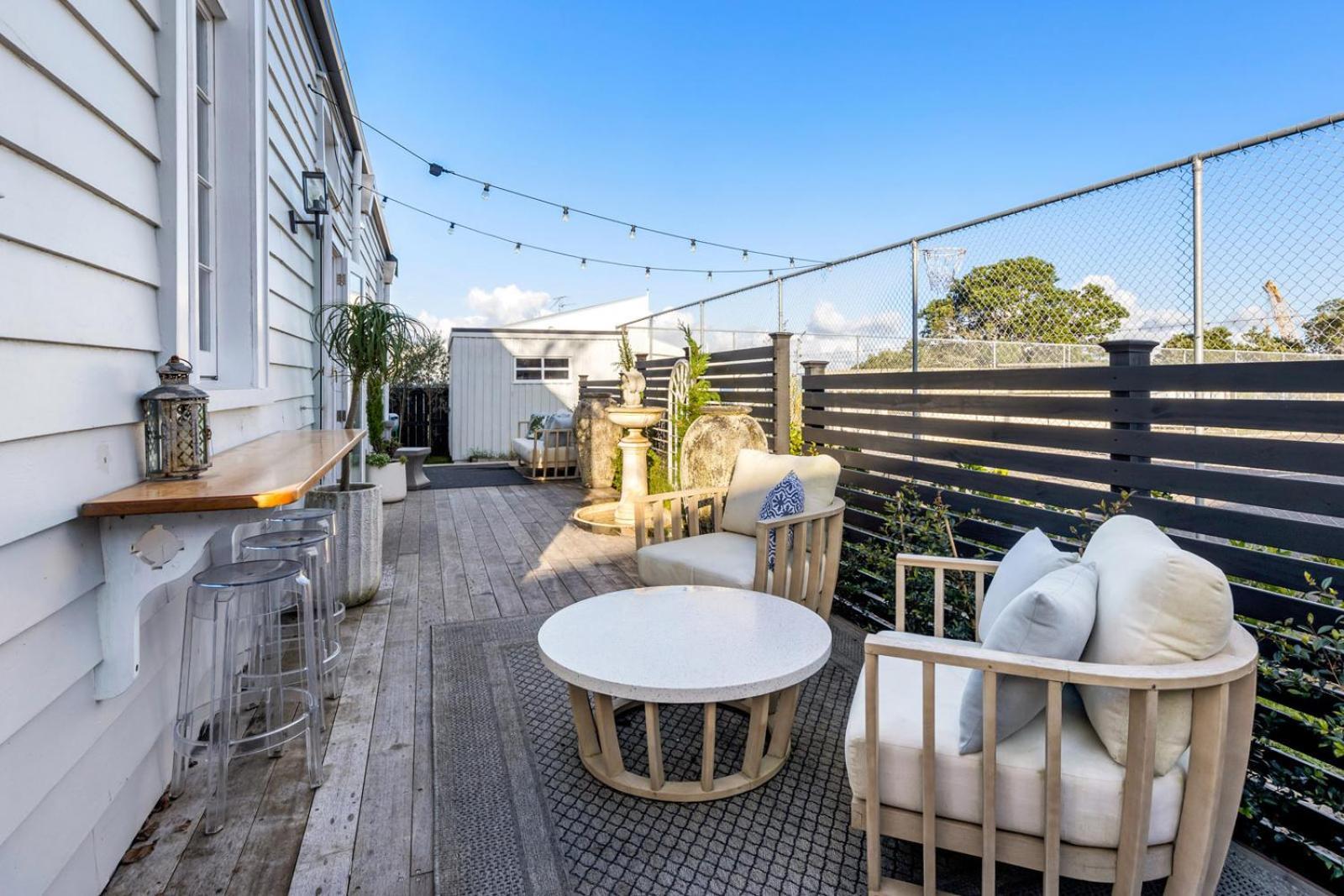 Devonport Cliff Church Conversion - Stunning Views Villa *