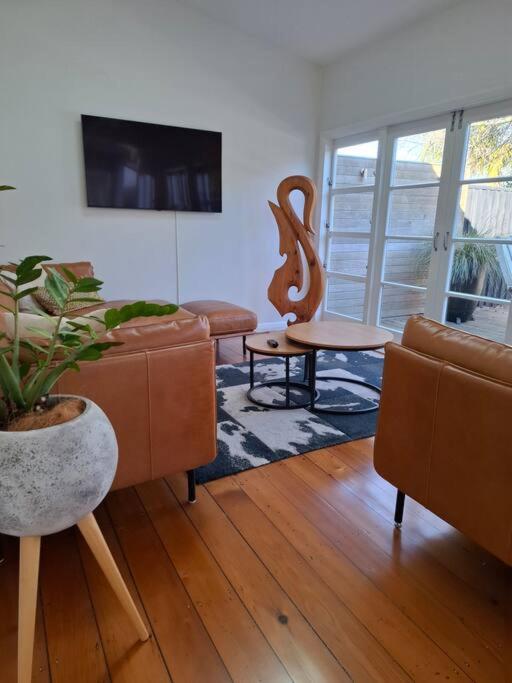 Grafton House Oasis, Auckland