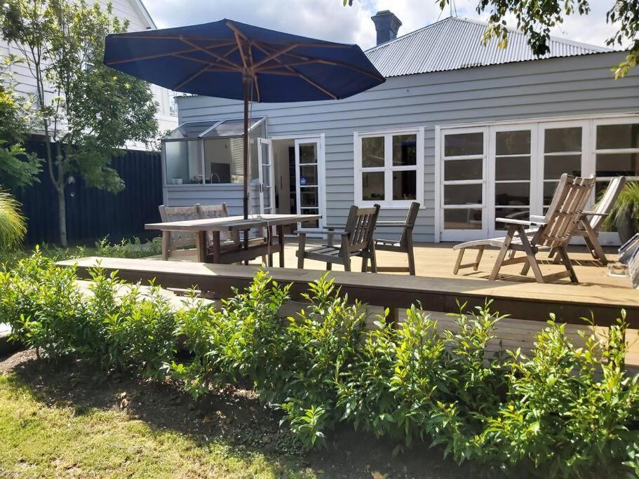 Grafton House Oasis, * Auckland