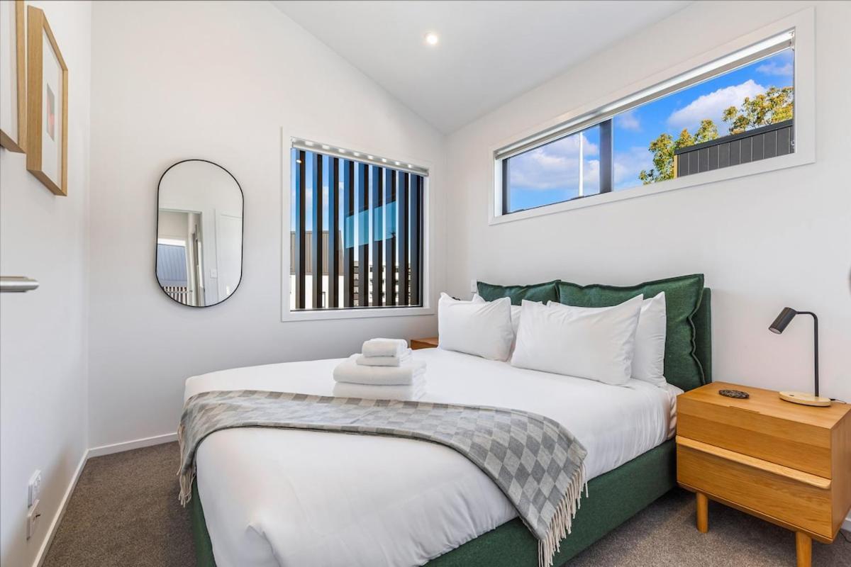 Modern 2br Townhouse In Mission Bay Auckland
