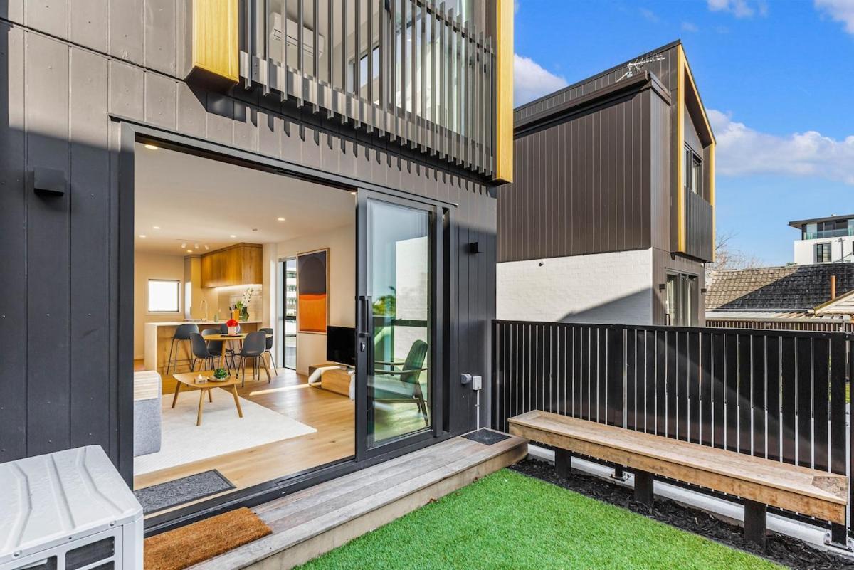 Modern 2br Townhouse In Mission Bay Auckland