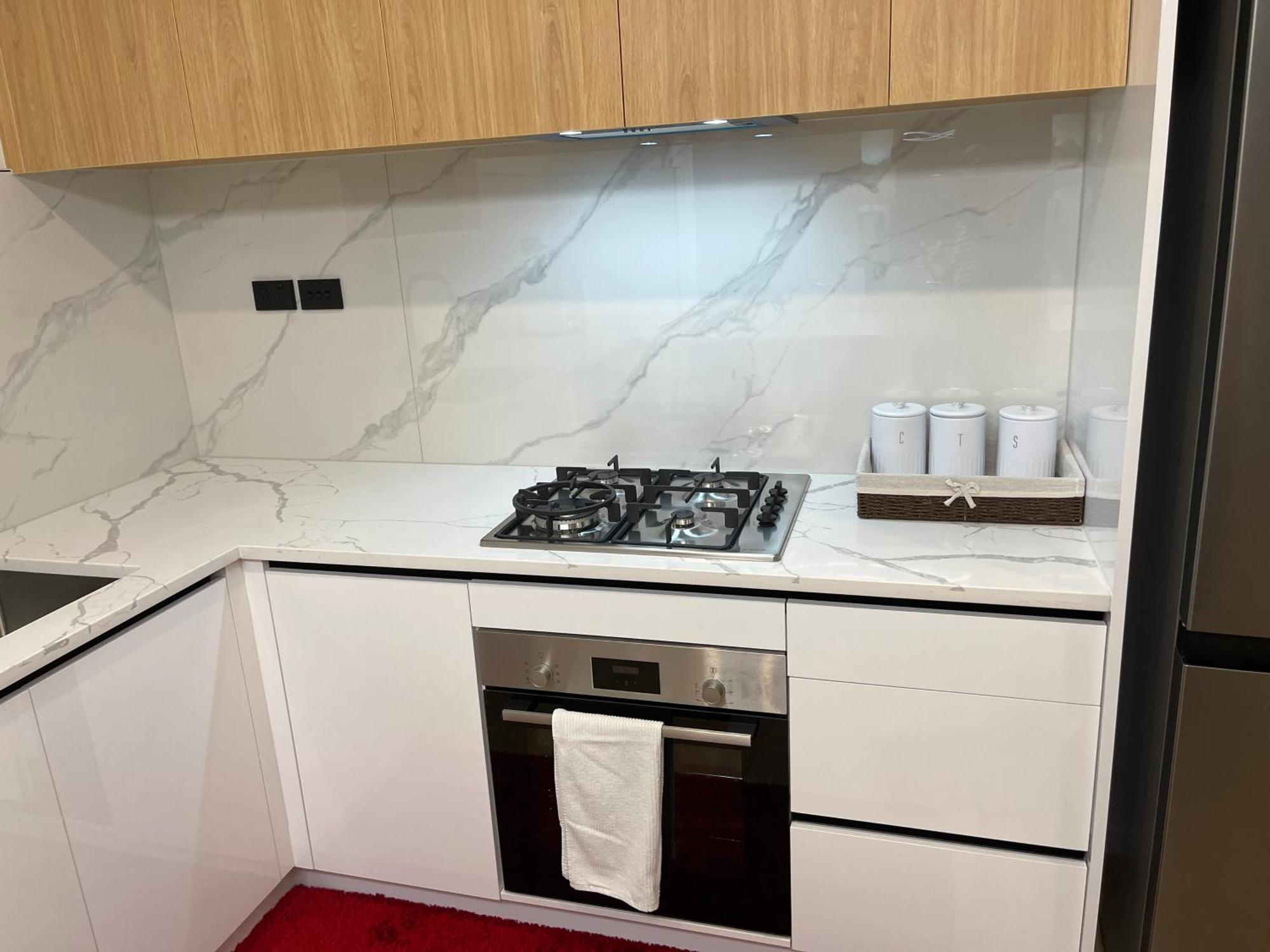 5 Bedroom House At The Heart Of Airport *