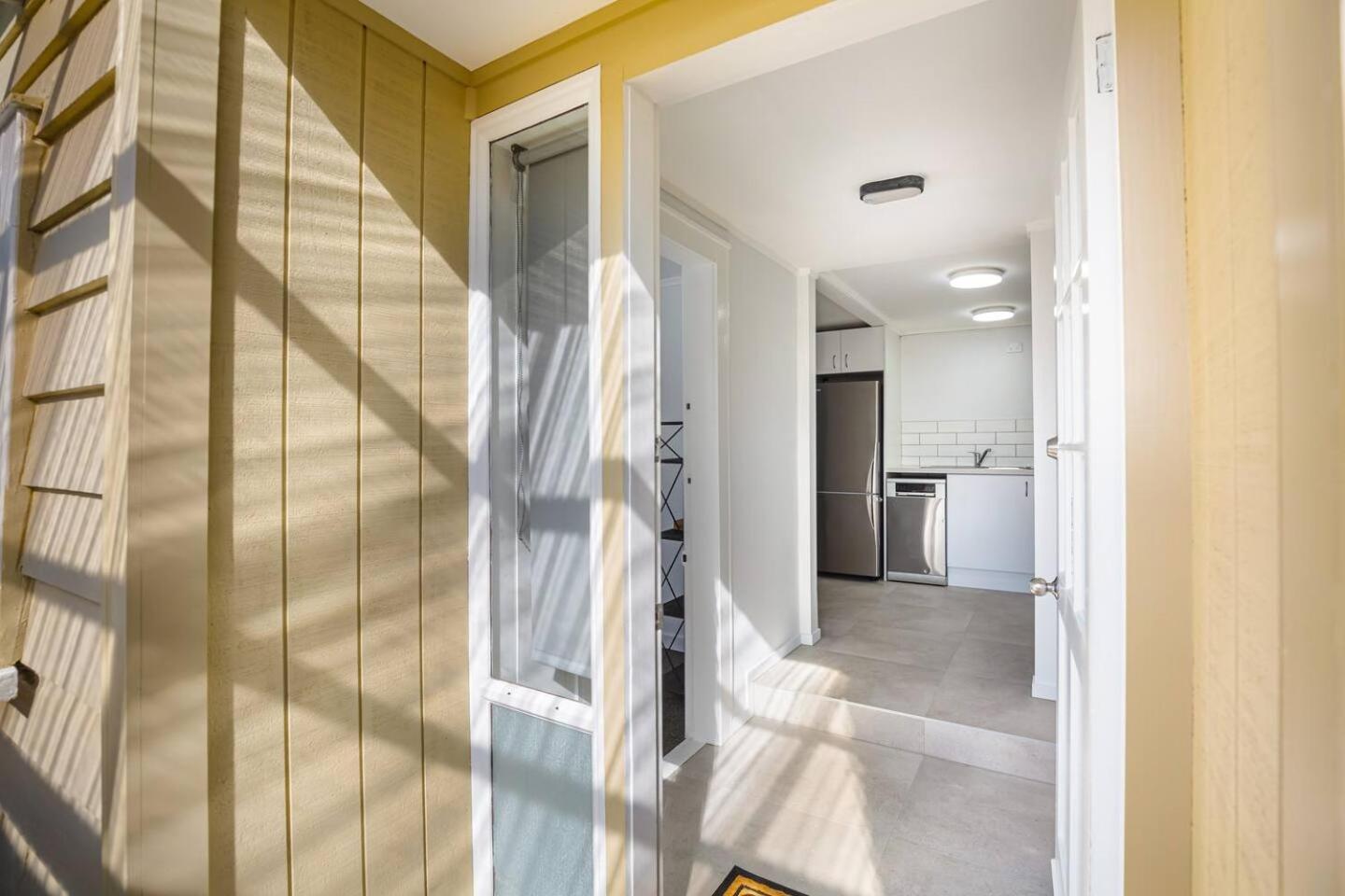 Riches Serendipity With Parking And Air-con Apartment *