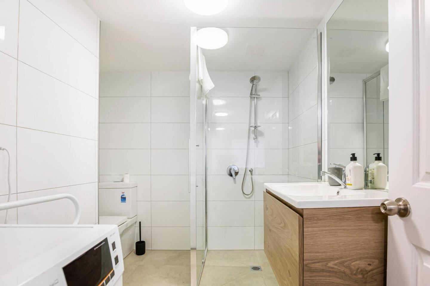 Riches Serendipity With Parking And Air-con Apartment Auckland