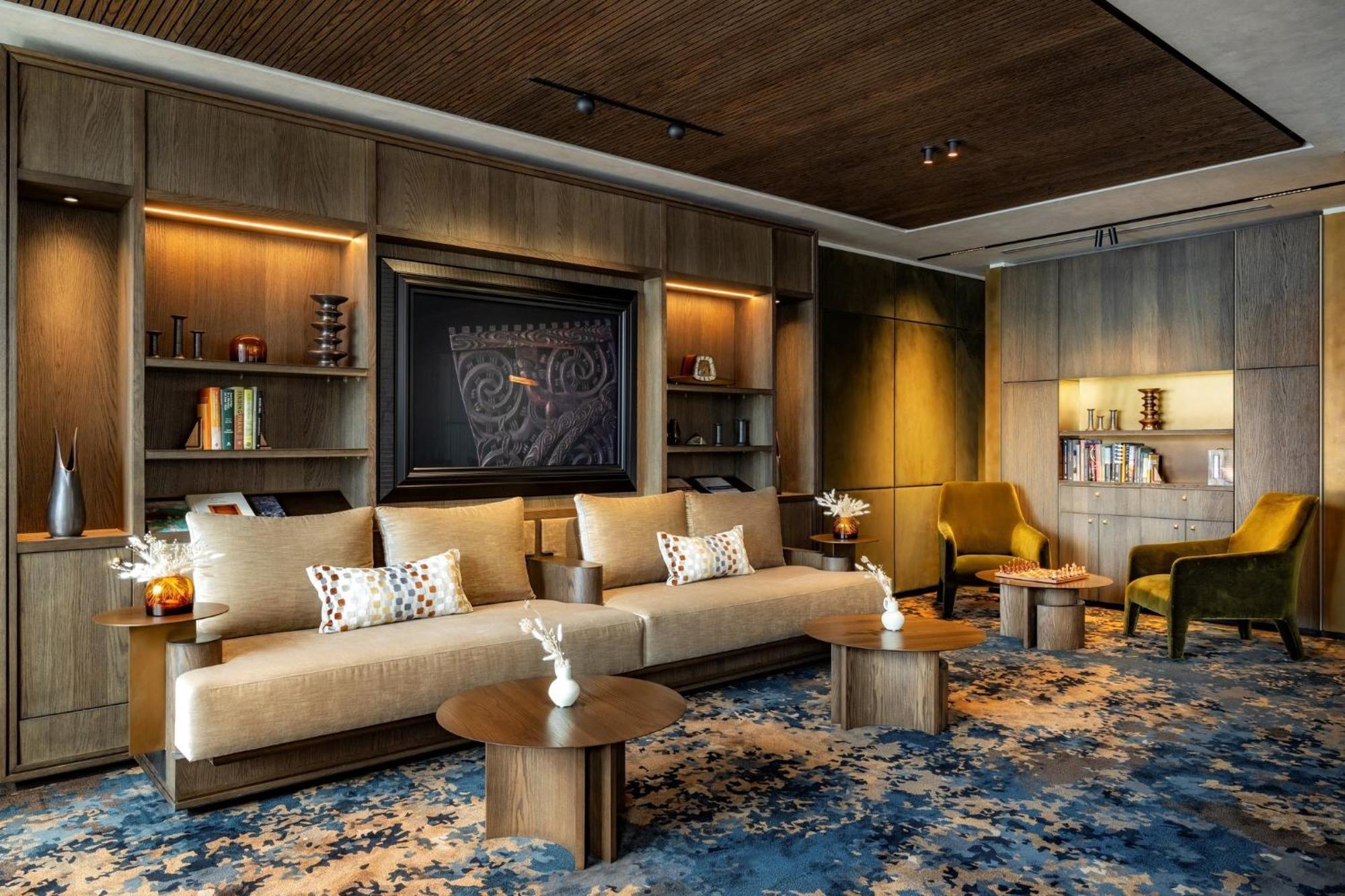 Intercontinental By Ihg