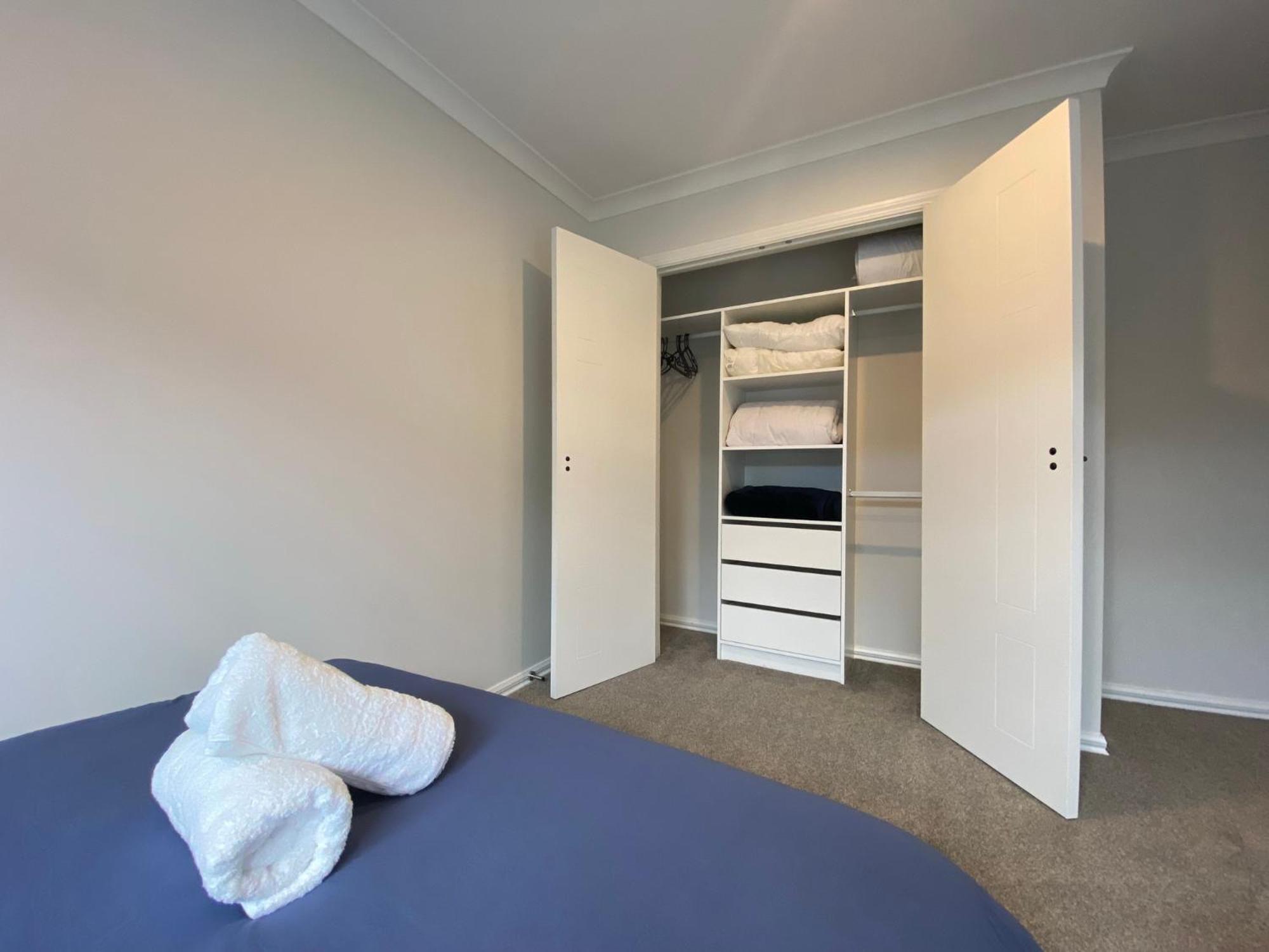 Holiday home Extra-large Brand-new House 8 Bedrooms 6 Bathrooms *