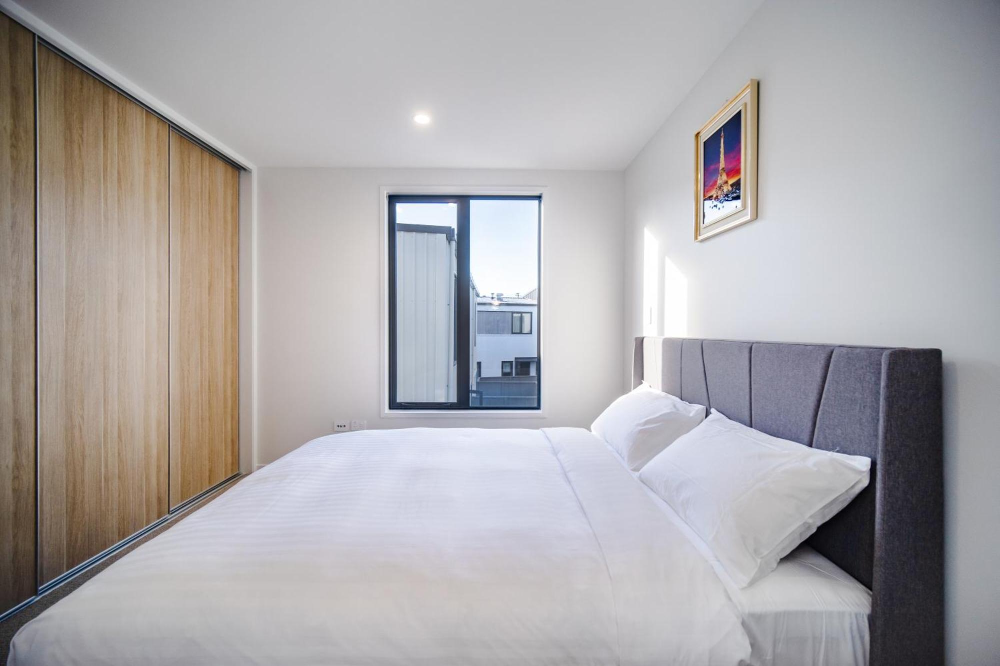 Brand New Beautiful Townhouse With Two Bedrooms And Free Parking Pousada Auckland