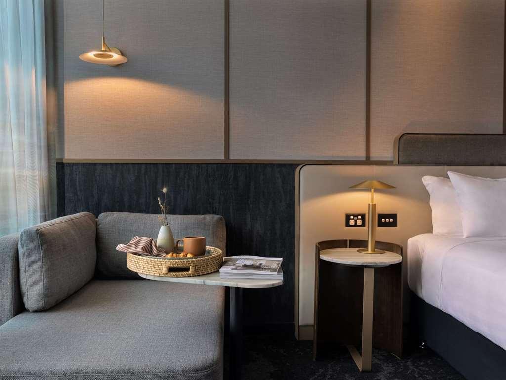 Hotel Pullman Airport *