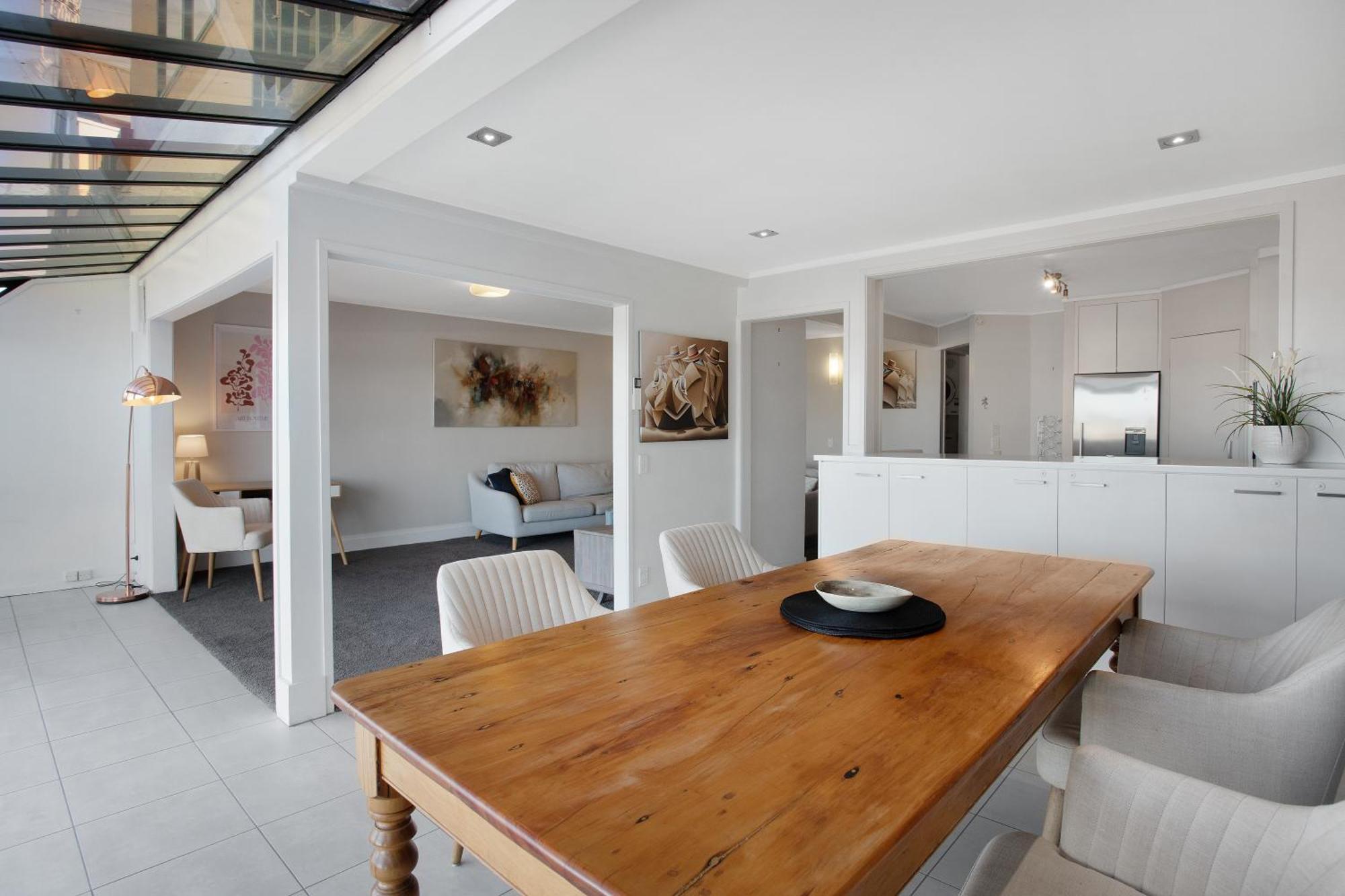 Parnell Vista 2br With Seaview *