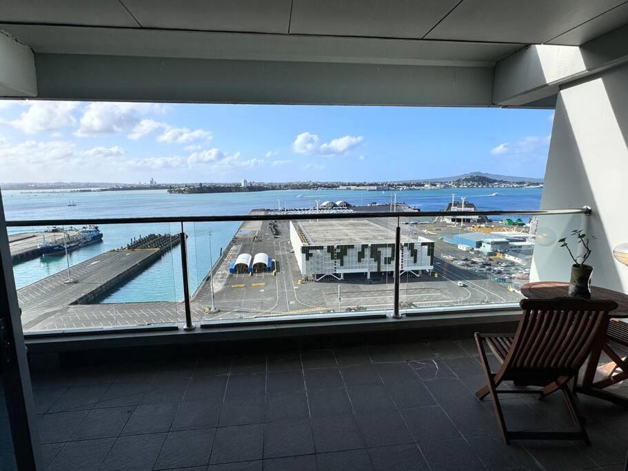 Waterview Penthouse Apartment