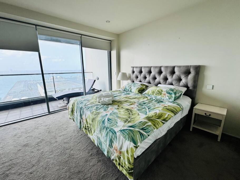 Waterview Penthouse