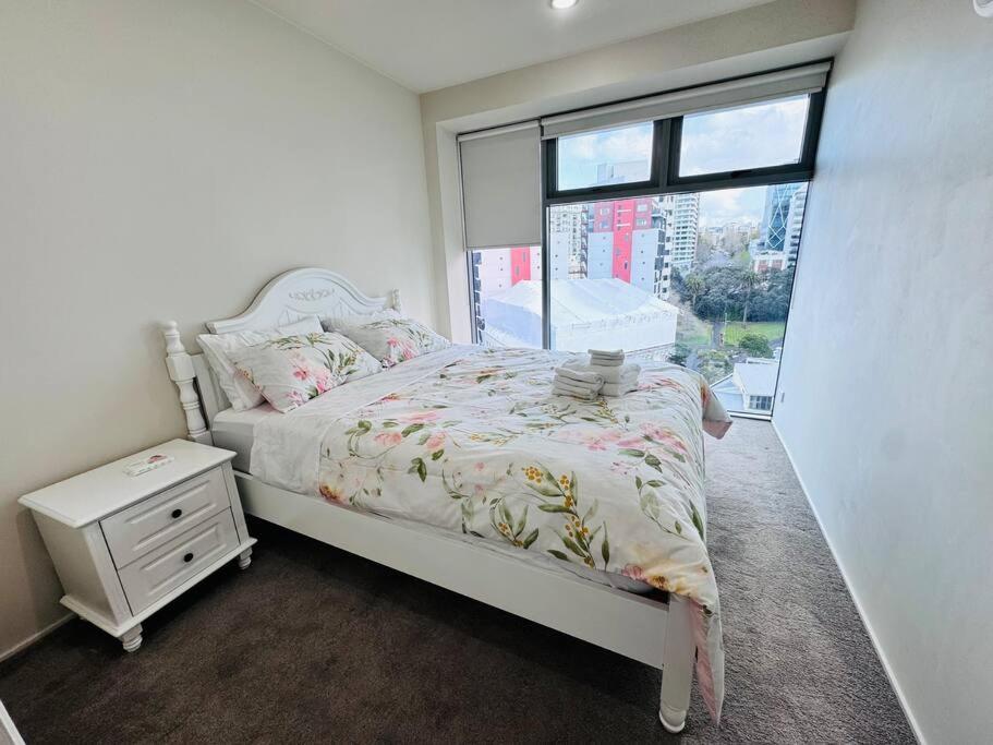 Waterview Penthouse Apartment Auckland