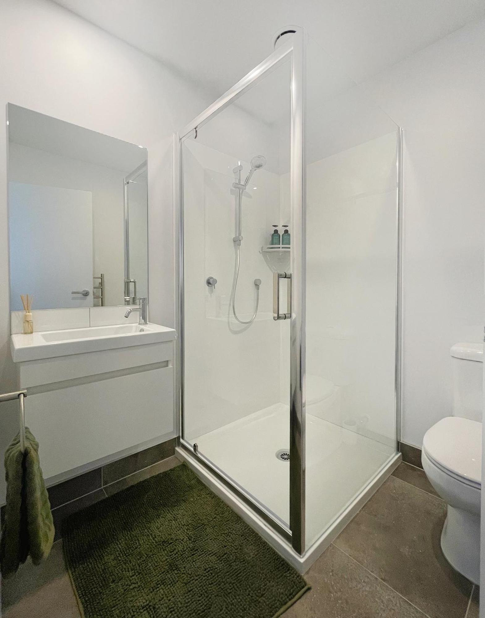 Brand New Modern 2br Townhouse
